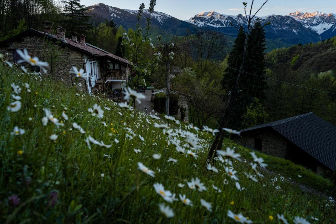 Bed and Breakfast Iduevagamondi - Ospitalita Rurale Famigliare Di Montagna Chiusa di Pesio Exterior foto