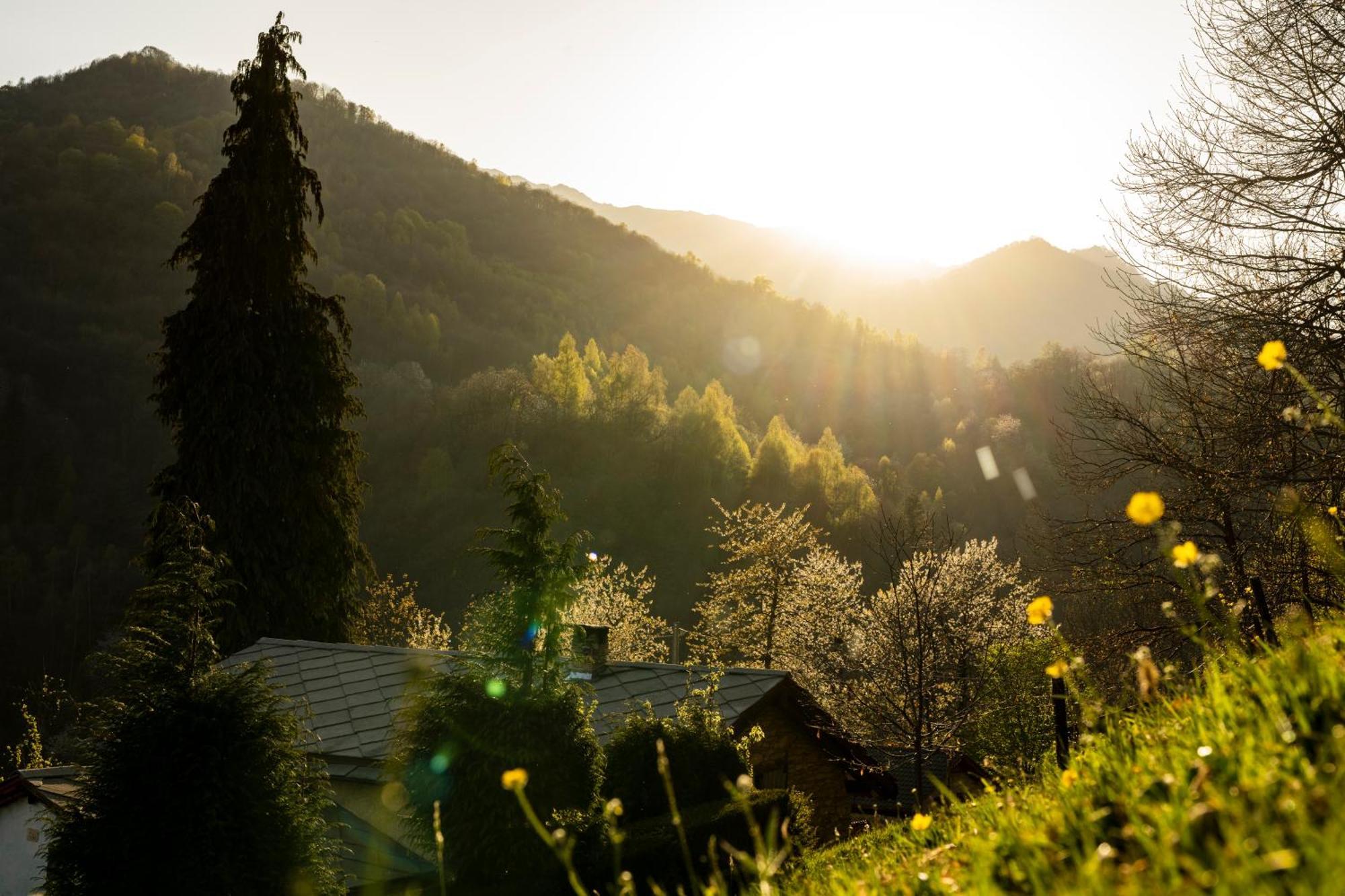 Bed and Breakfast Iduevagamondi - Ospitalita Rurale Famigliare Di Montagna Chiusa di Pesio Exterior foto